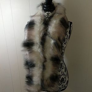 Mossimo Faux Fur Scarf Black White Pink Gray